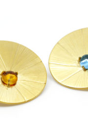 Boucles d'oreilles, laiton gravé et doré, citrine, topaze - Diamètre 2,5 cm